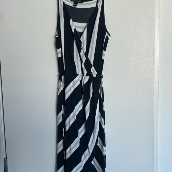 Small 41 Hawthorn Blue and White Striped Dress with Tie - Picture 6 of 9